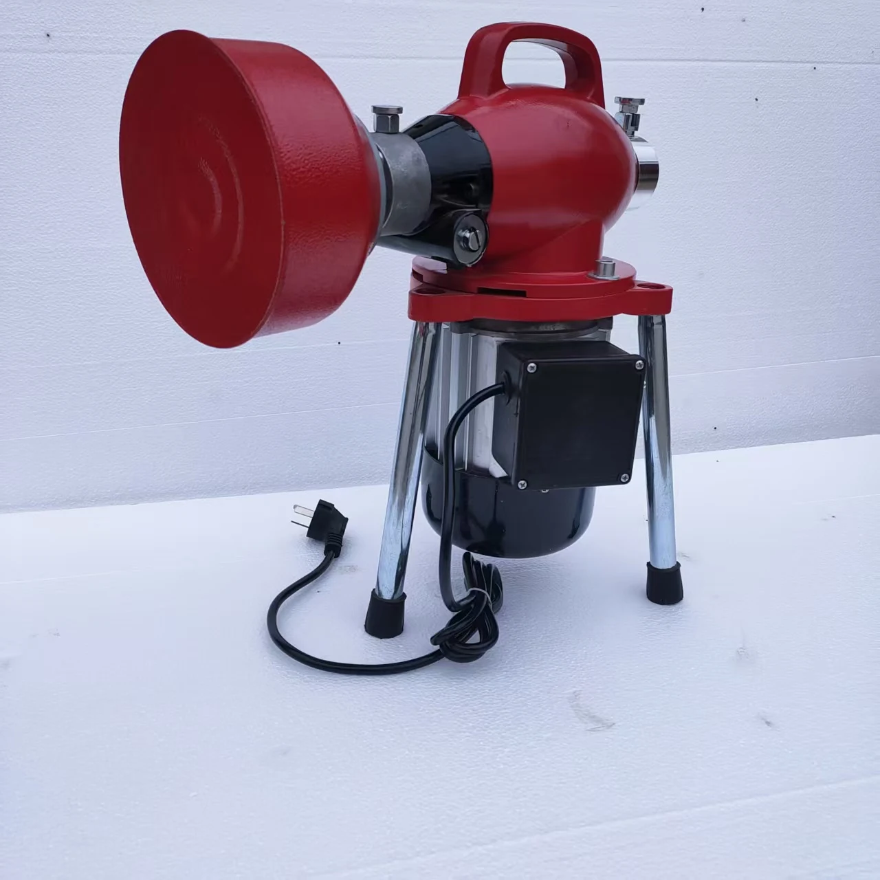 GQ-80 drain cleaning machine, front three-quarter view